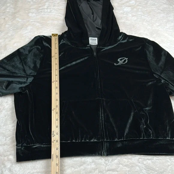 PINK Victoria's Secret Black Velvet Cropped Coat - Picture 9 of 13